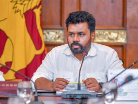 ගං වතුර පාලනය සඳහා තිරසර විසඳුමක අවශ්‍යතාව  ජනපති අවධාරණය කරයි